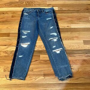 Blank NYC Crop Girlfriend Jeans size 27